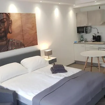 Check-inn - 24-7h