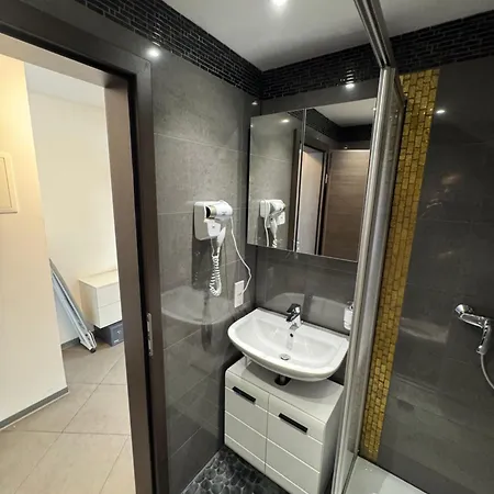 Check-inn - 24-7h * Essen