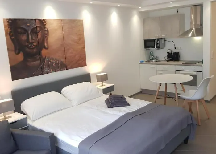 Check-inn - 24-7h
